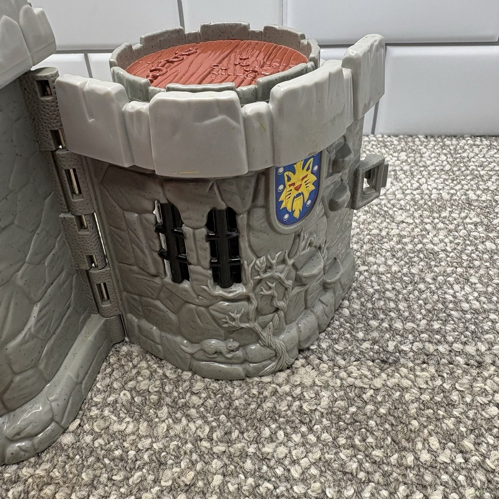 Fisher Price Great Adventures All In One Castle Take Along Playset 1998 Vintage - Picture 6 of 11